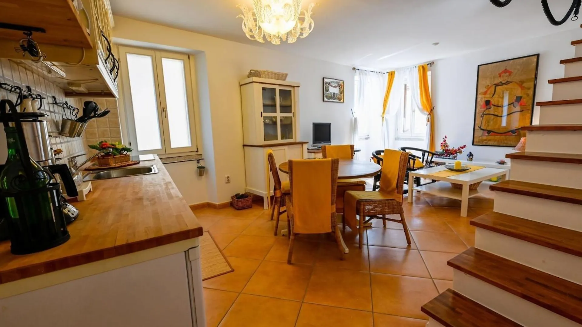 Sleek And Trendy Downtown Apartment - One Bedroom Apartment Ρόβινι 0*,